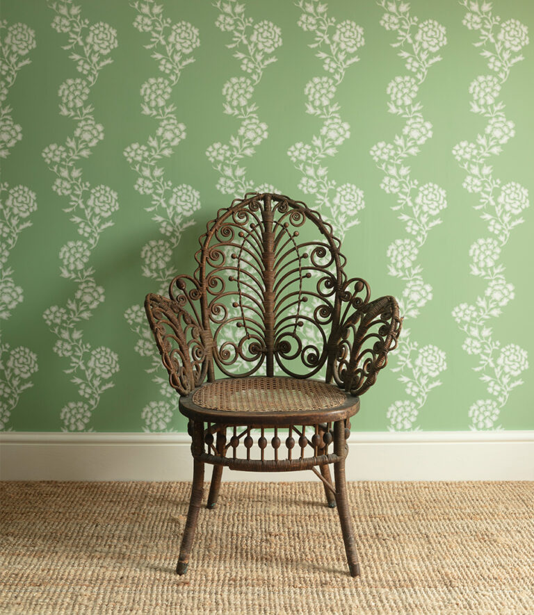 Charlotte Johnstone - Mawar Wallpaper - Ivory On Hart Green - Soane Britain